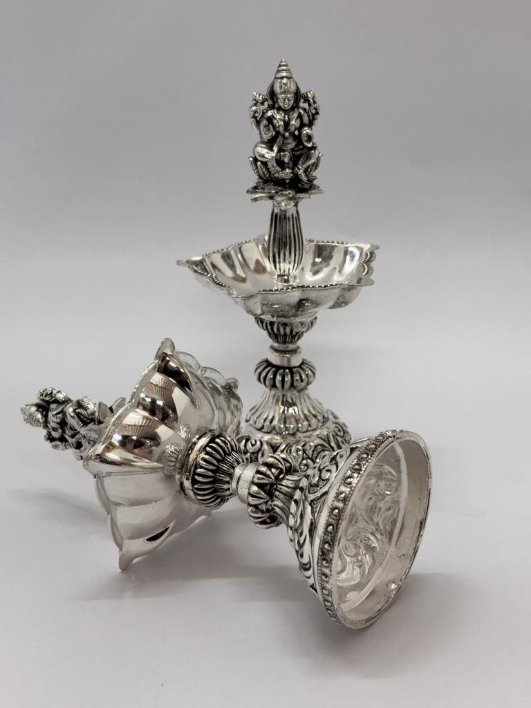 999 peacock candle stand